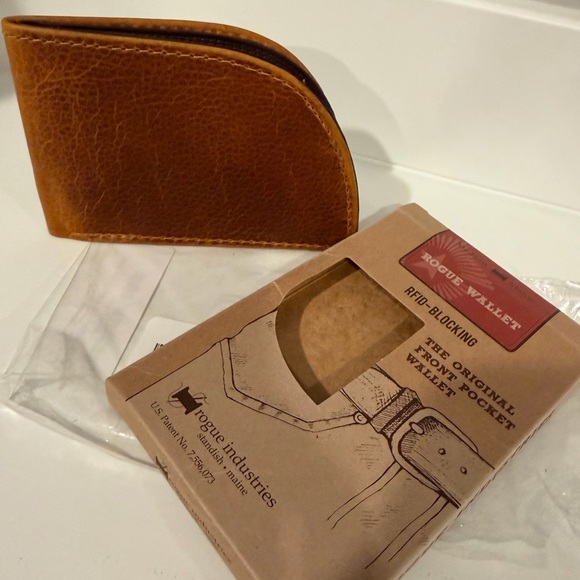 rogue wallet Other - Rogue Genuine Bison Leather Front Pocket Wallet - Brown